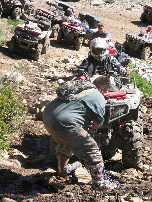 071. Next, Chris hooks up Steve..jpg