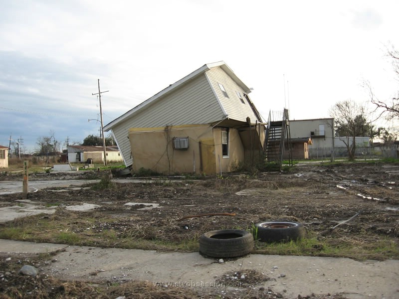 34. Yes..that's a house on top of another house..jpg