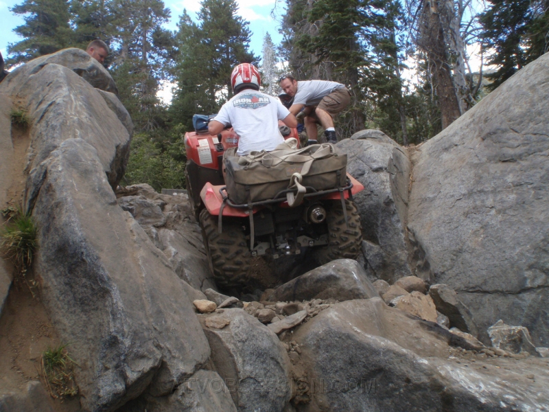 072. A little pull..jpg