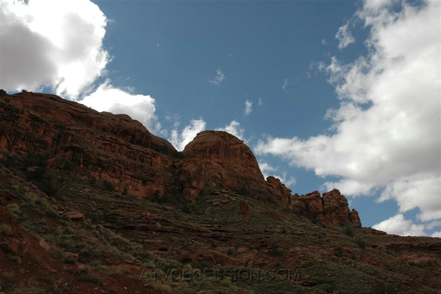 065. We still have unsettled clouds..jpg