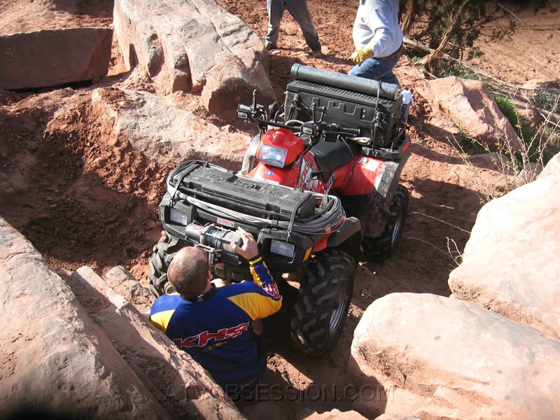 120. Dusty gets instructions from the Winch Guru..jpg