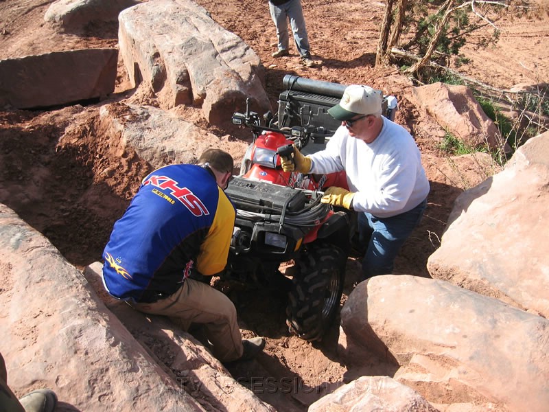 121. Steve explains where to connect it..jpg