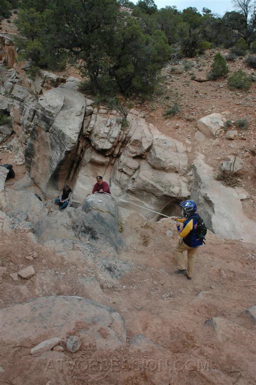 071. Dusty and Steve anchor a line..jpg