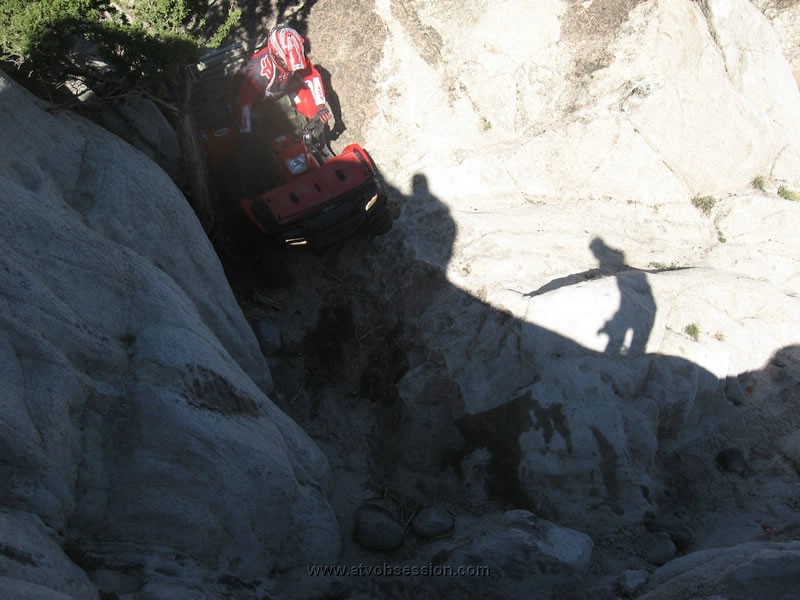 057. Squeezing back through the V..jpg