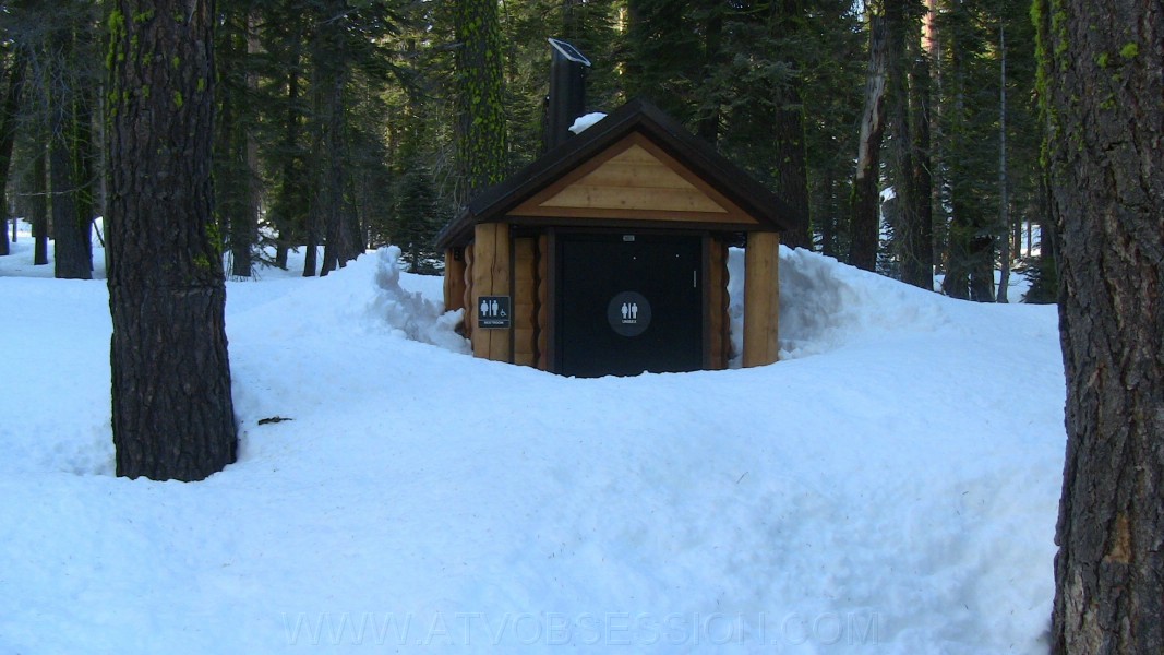 25. Obligatory Bathroom shot..jpg
